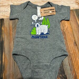 🔹NWT Rabbit Skins Gray Bear Hug Onesie